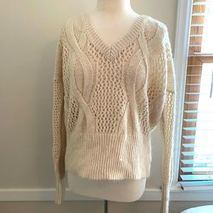 Kimchi Blue V Neck Sweater Medium